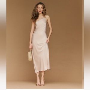 NWT Reformation Olesia Dress in Grand Cru Champagne